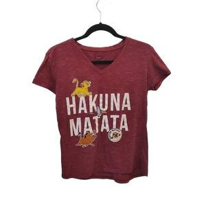 Disney Medium Hakuna Mataram Lion King 100% Cottom V-neck T Shirts
